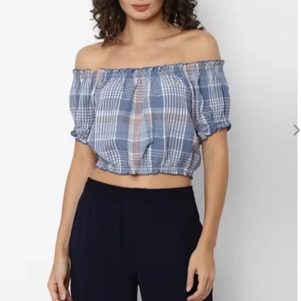 AEO 🦅 Off Shoulder Plaid Puff Sleeve Crop Top - Picture 4 of 15